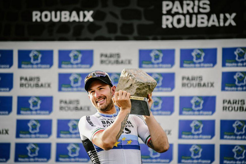 Corbrelli bat Vander Poor et remporte Paris Roubaix Corbrelli bat Vander Poor et remporte Paris Roubaix